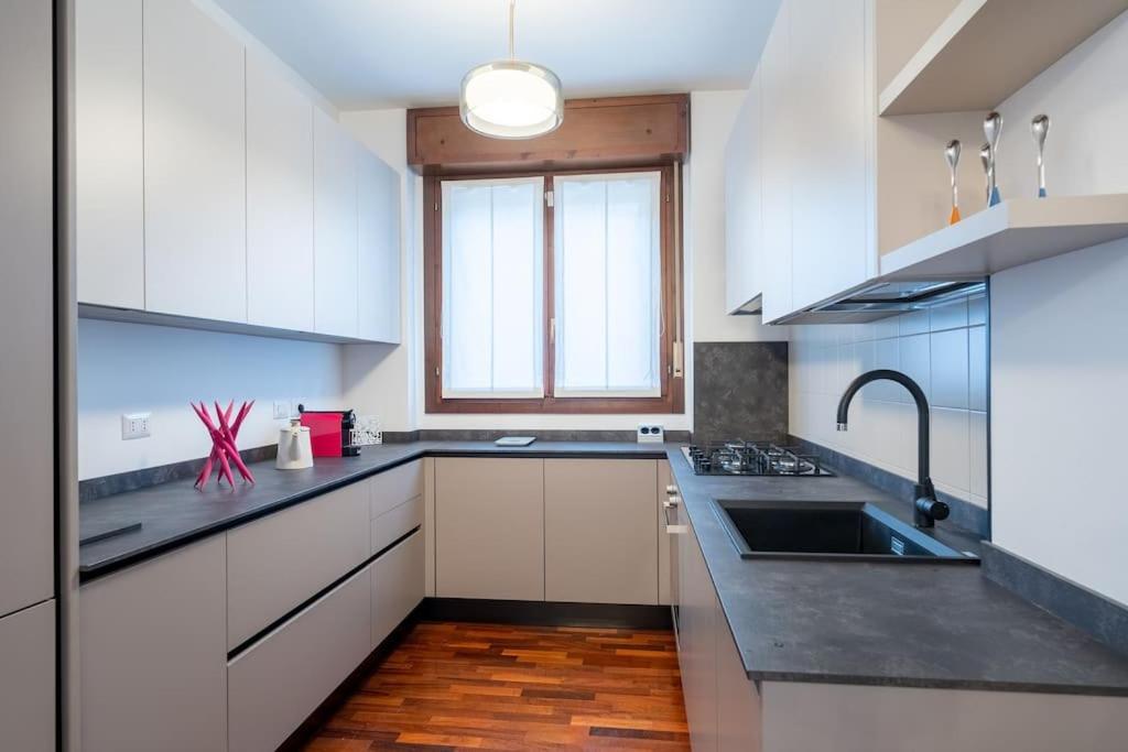 Duomo-PortaromanaXxl Home Terrace & Free Parking Milan Luaran gambar